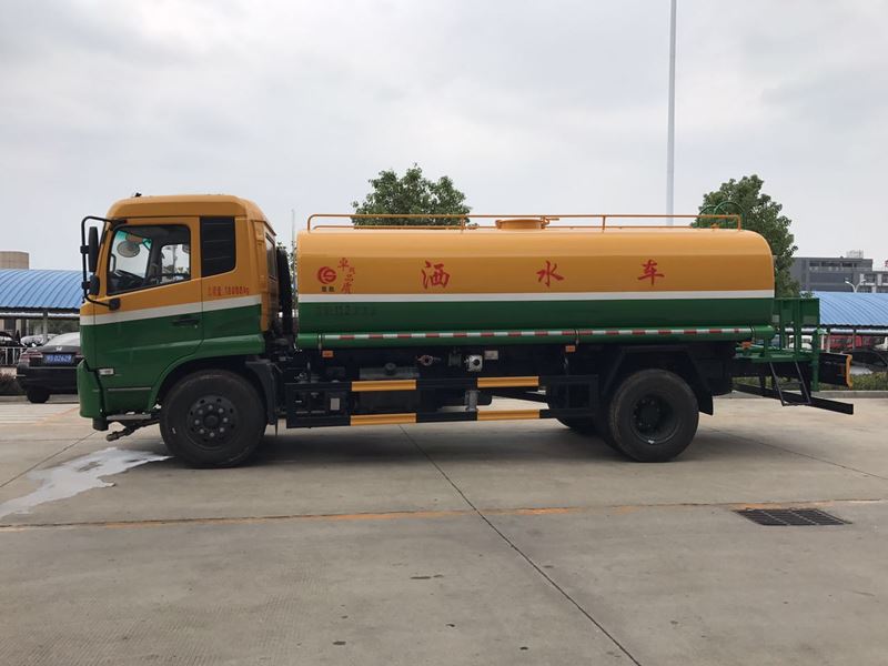 12����12�����|�L���\�G����ˮ܇�DƬ