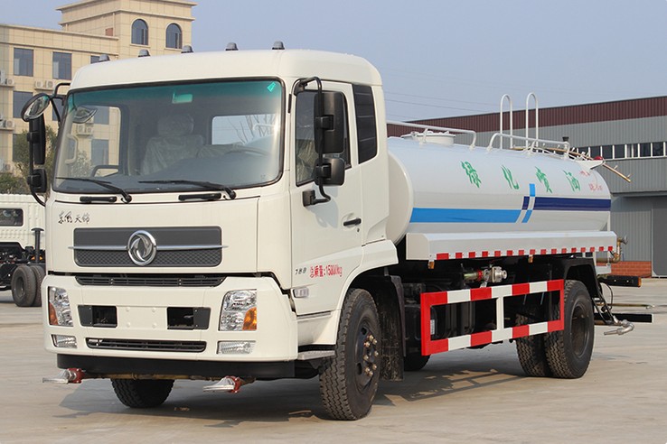 10���|�L���\�G����ˮ܇�DƬ