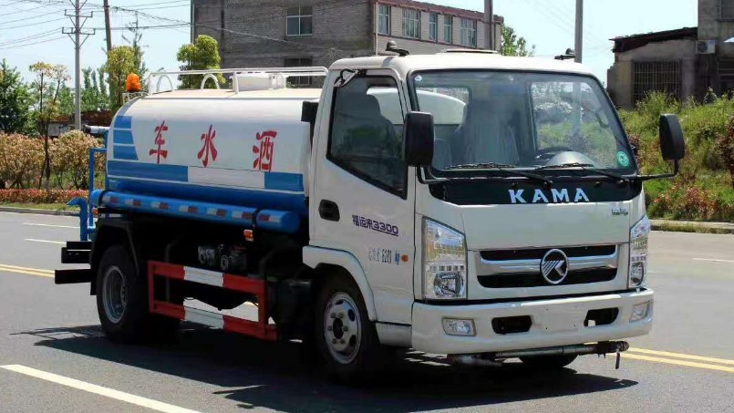 凱馬5噸灑水車圖片 凱馬5噸灑水車圖片