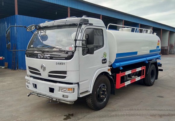 ����8����ˮ܇�DƬ