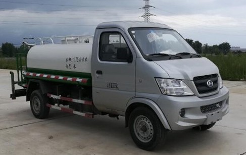 國五昌河藍牌2噸綠化灑水車廠家價格3