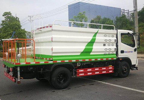 多功能抑塵車價(jià)格_國(guó)六7方時(shí)風(fēng)風(fēng)馳藍(lán)牌多功能抑塵車廠家價(jià)格4