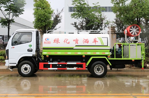 國(guó)六5方東風(fēng)福瑞卡帶霧炮灑水車圖片 國(guó)六5方東風(fēng)福瑞卡帶霧炮灑水車圖片