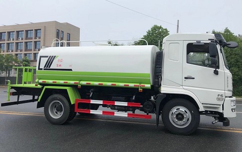 12方灑水車租賃價格表_國六12方大運F6綠化灑水車廠家價格3