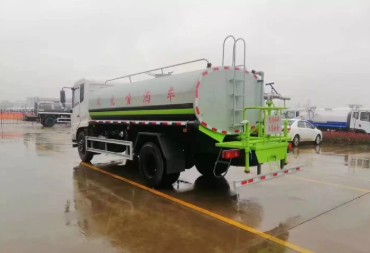 ����15���|�L(f��ng)���\��ˮ܇�DƬ