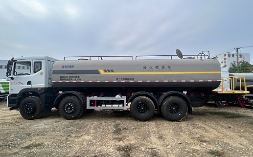 25����ˮ܇�r(ji��)��_�|�L(f��ng)�A��T5ǰ�ĺ��25����ˮ܇_�P���L(f��ng)��KLF5310GPSE6�;G������܇5